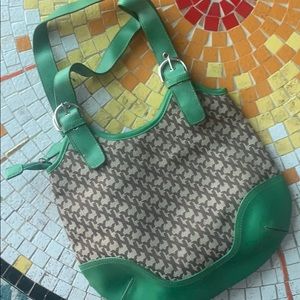 NY co green logo Shoulder bag